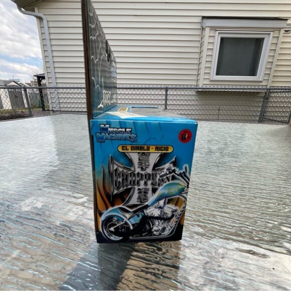 NIB West Coast Choppers Jesse James El Diablo Rigid Grey Die Cast 1:18 Scale - Picture 6 of 9